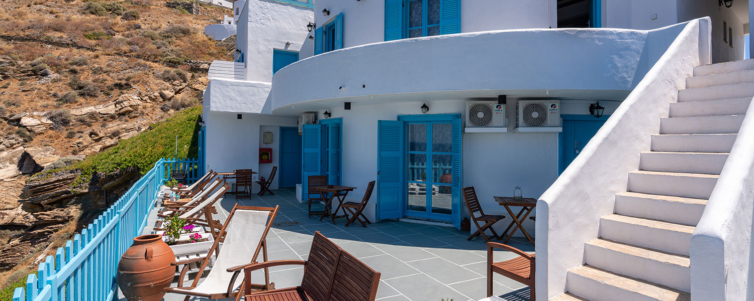 Studios and apartments in Sifnos